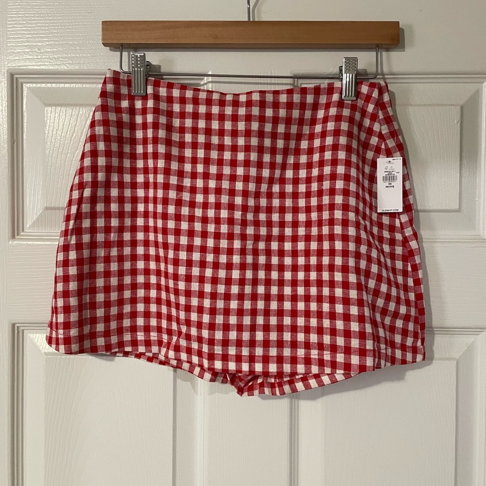 Old Navy Red & White Gingham Linen Mini Skort